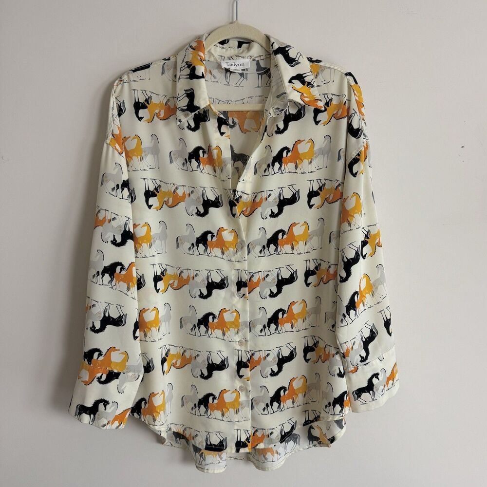 Taelynn Womens L Horse Print Blouse Button Down Shirt Equestrian Novelty - Picture 2 of 8